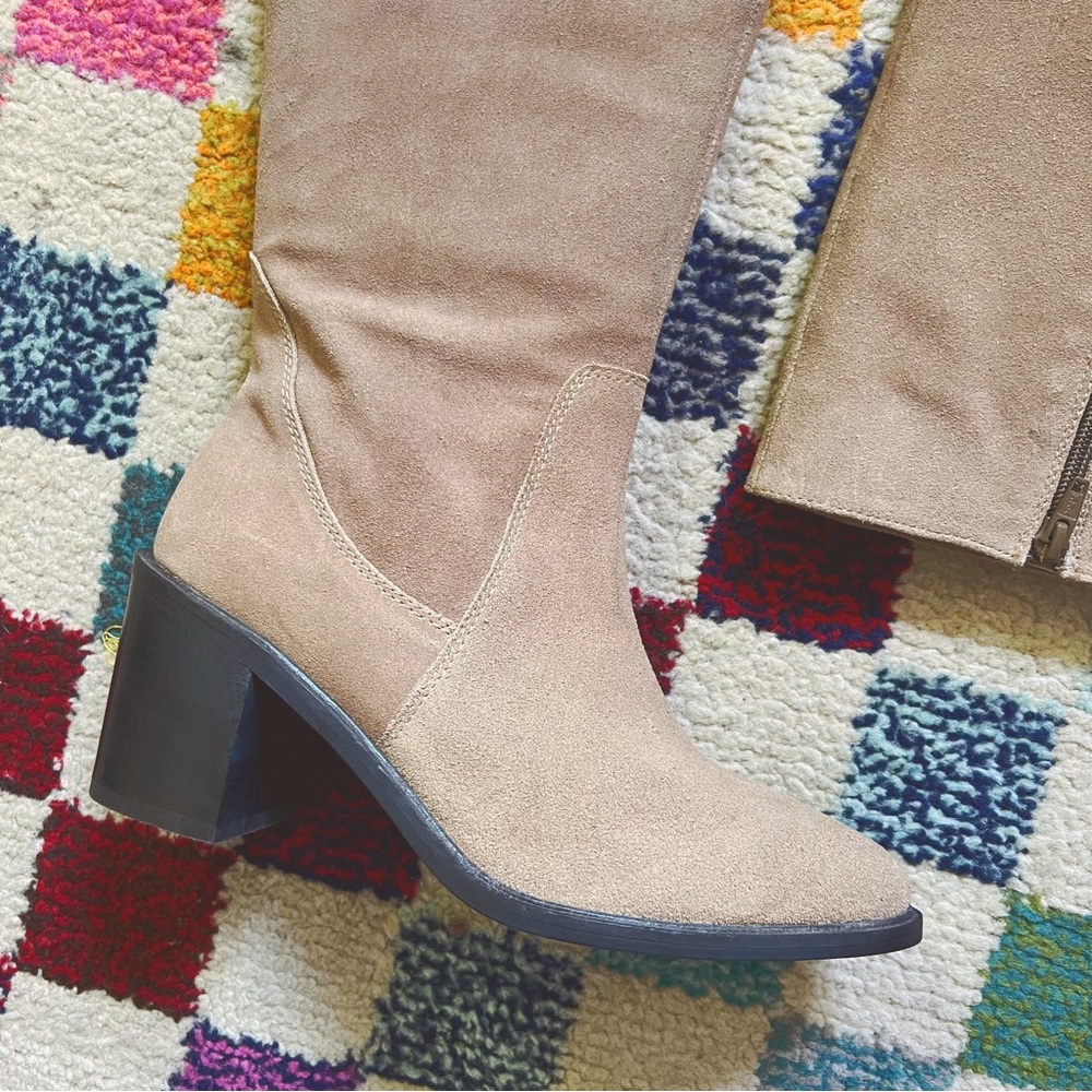 Seychelles Element Knee High Tall Boot, Genuine Suede Leather in Taupe size 6 - Picture 7 of 12